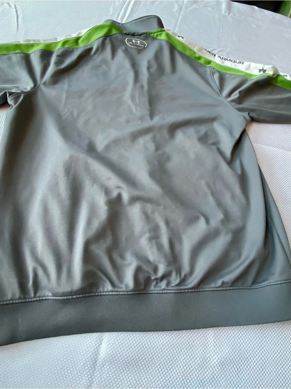 Under Armour Grey and Green Zip Track Jacket men’s medium loose